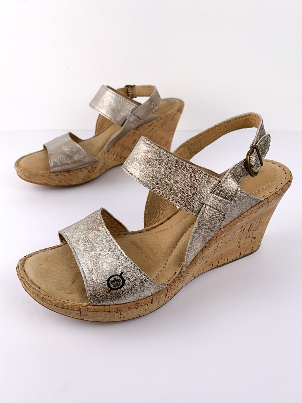 Born metallic silver cork wedge sandals w/ open toe & slingback buckle strap, 8